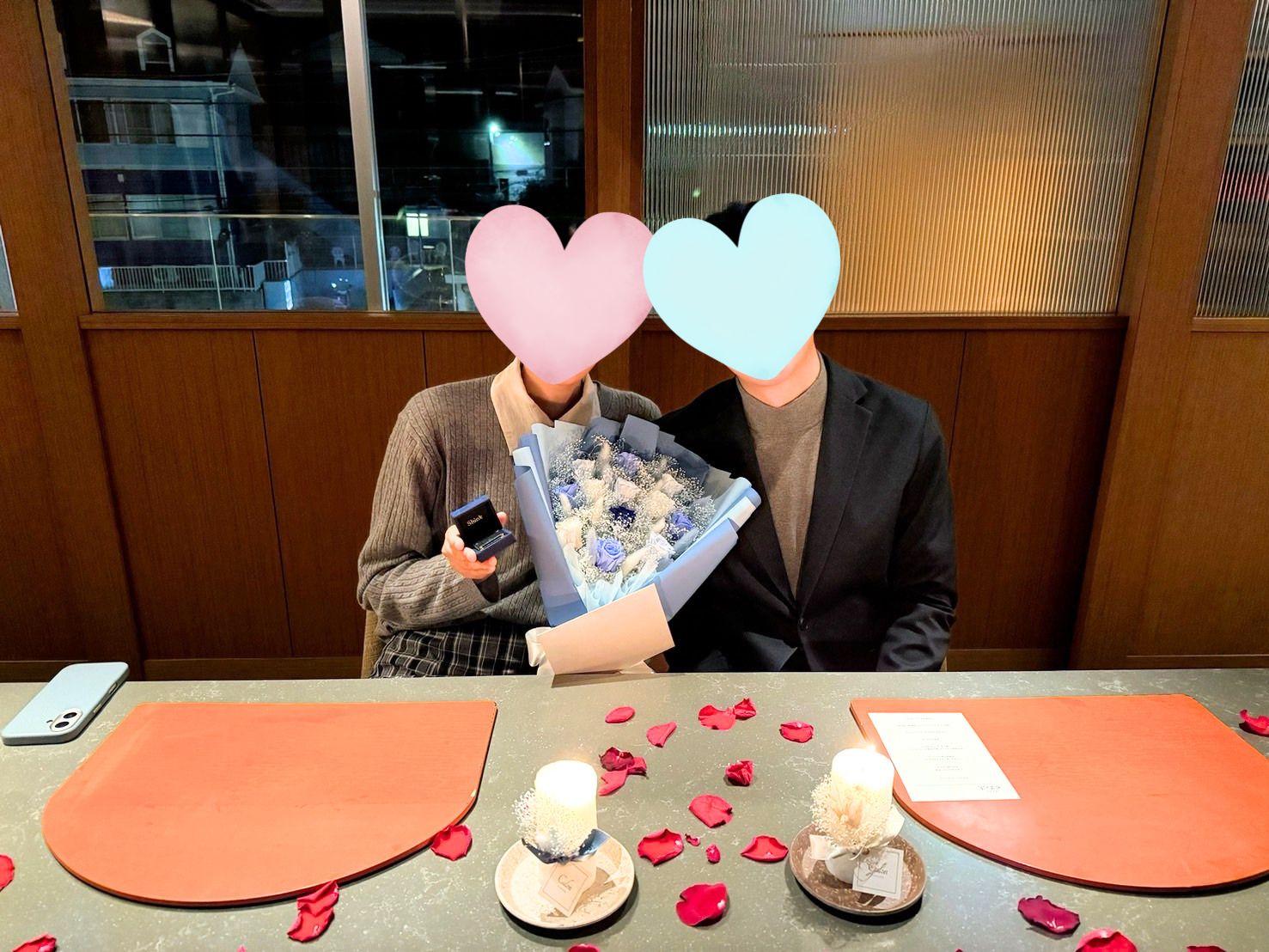プロポーズのシーン|花束と指輪でご成婚